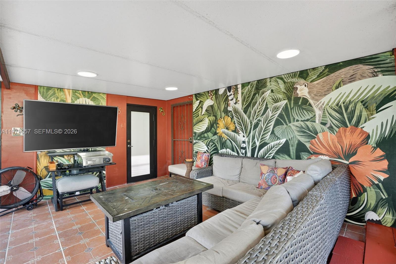 Подробнее / 2580 кв.футов $ 2026-03-09 0 Фото