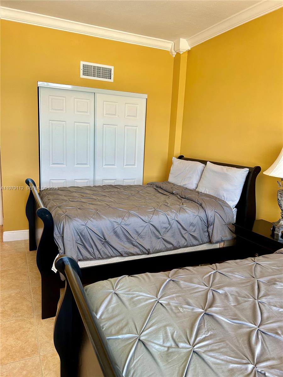 Photo of 1500 Ocean Dr  #PHJ, Hollywood, Florida, 33019 - Second Bedroom