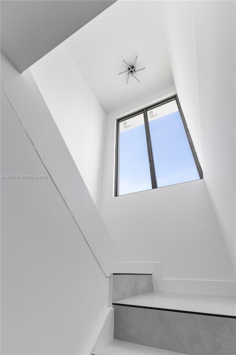   /  0 кв.футов $ 2026-03-09 0 Фото