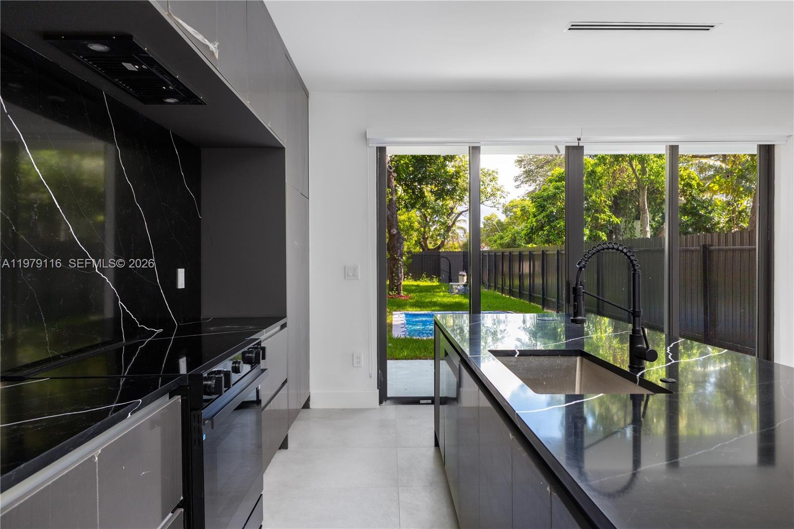   /  0 кв.футов $ 2026-03-09 0 Фото