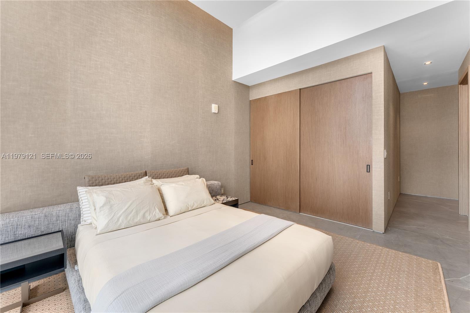 See details 4802 3 / 4 2174 sq. ft. $ 2026-03-09 0 Photo