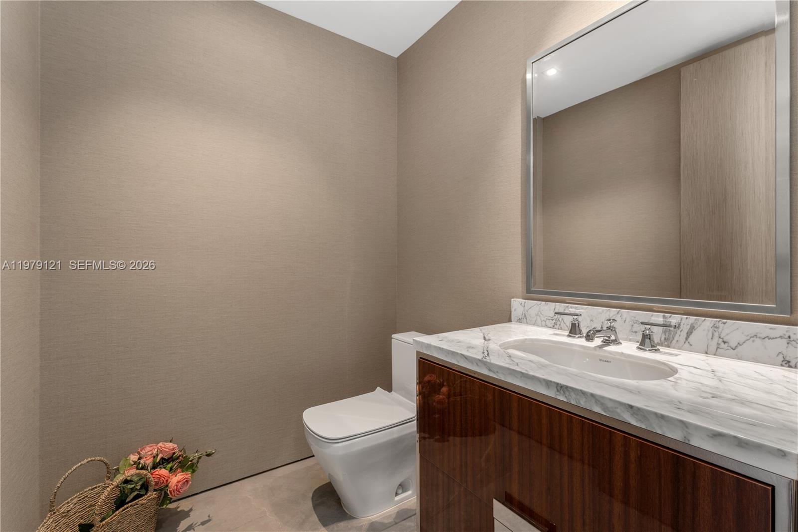 See details 4802 3 / 4 2174 sq. ft. $ 2026-03-09 0 Photo