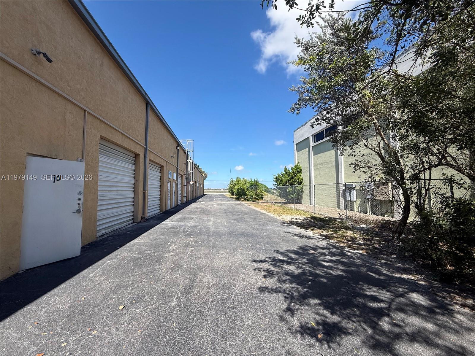 Ver detalles 10 / sq. ft. $ 2026-03-09 0 foto