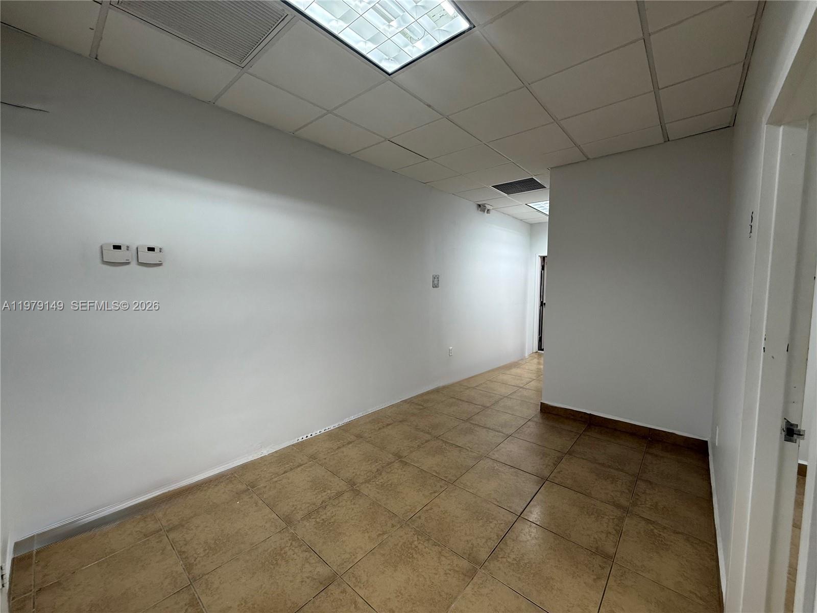 Ver detalles 10 / sq. ft. $ 2026-03-09 0 foto