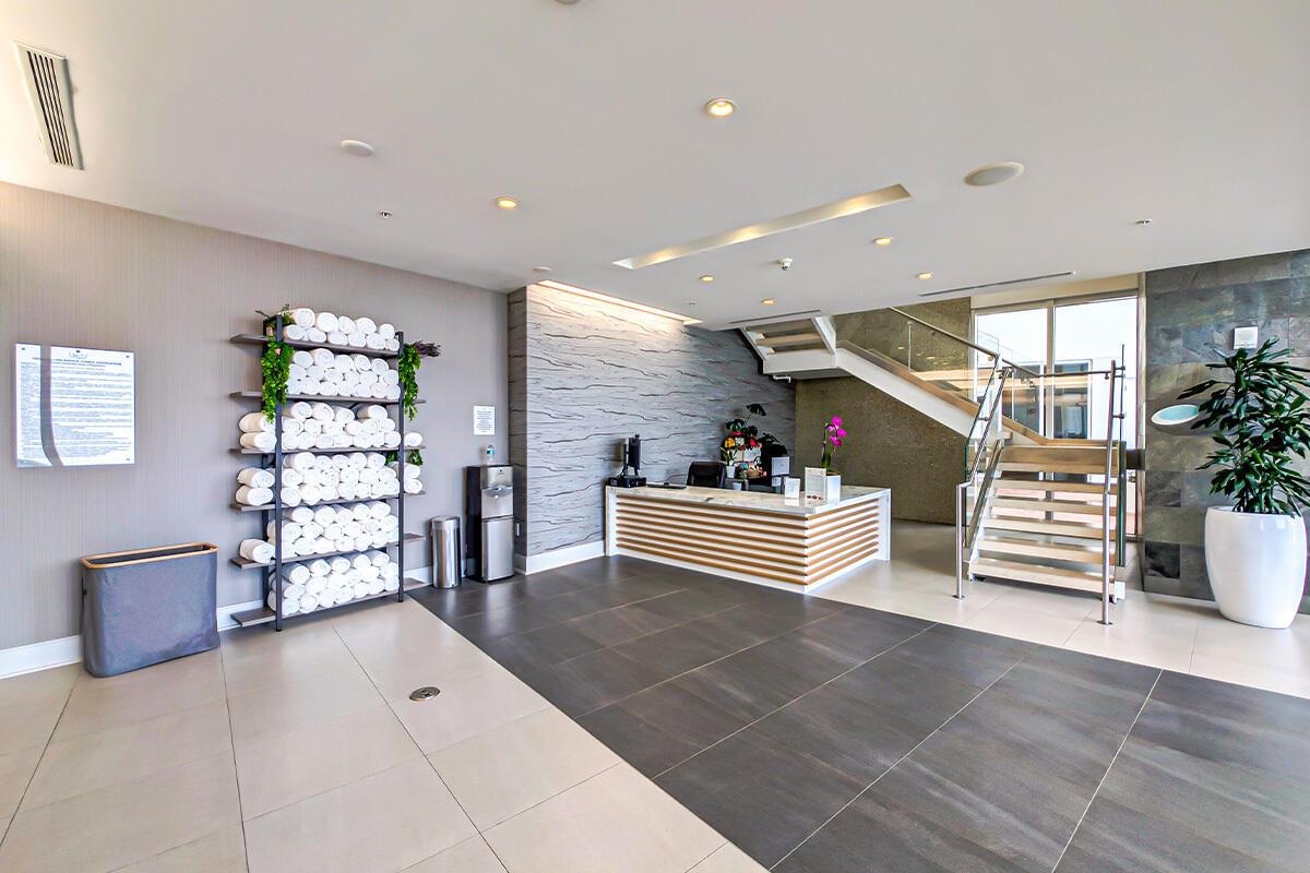 See details 3301a 2 / 2 1289 sq. ft. $ 2026-06-15 0 Photo
