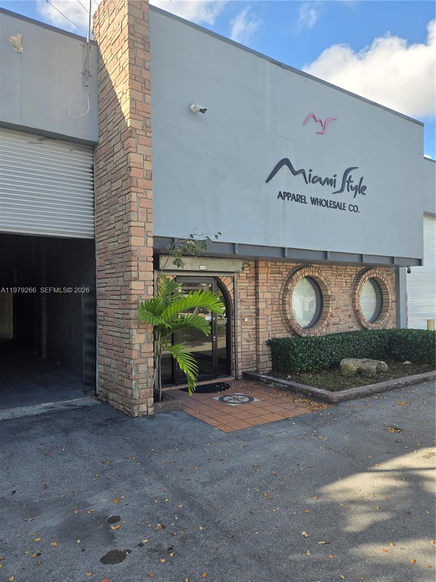 See details / sq. ft. $ 2026-03-09 0 Photo