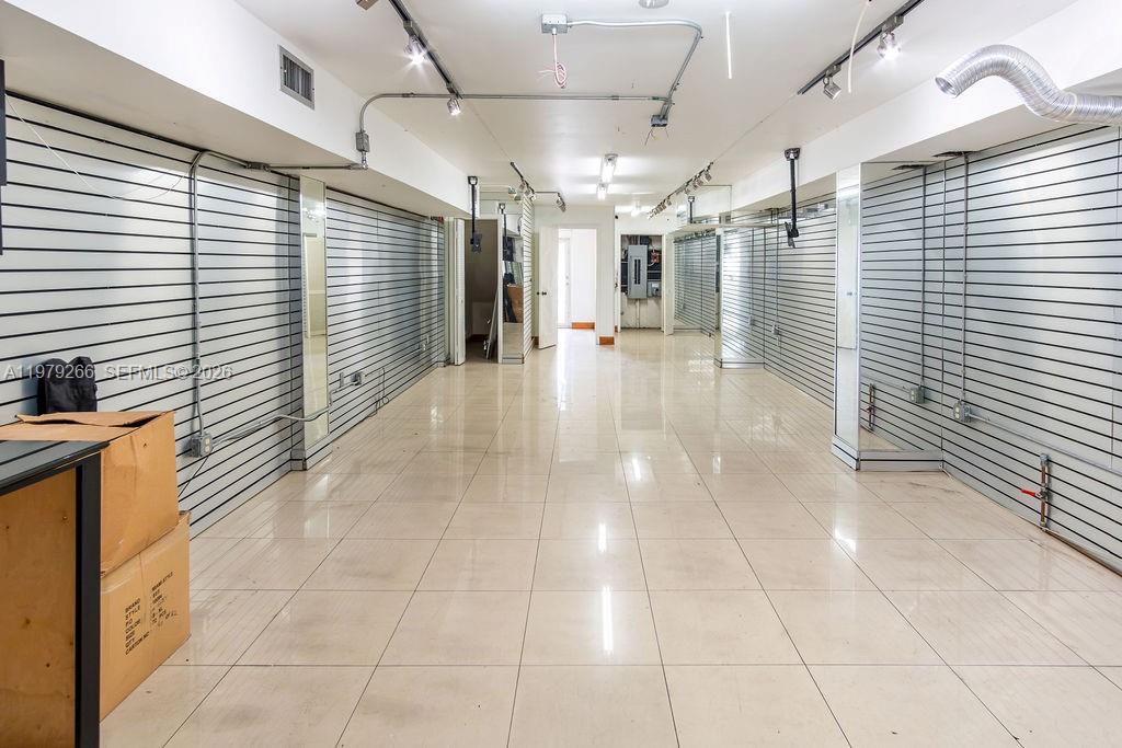 See details / sq. ft. $ 2026-03-09 0 Photo