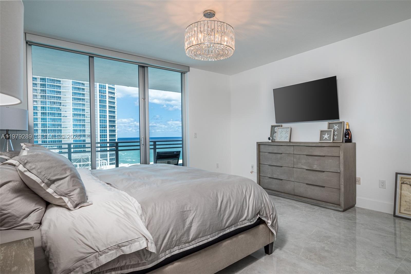 Photo of 3535 Ocean Dr  #1904, Hollywood, Florida, 33019 - 