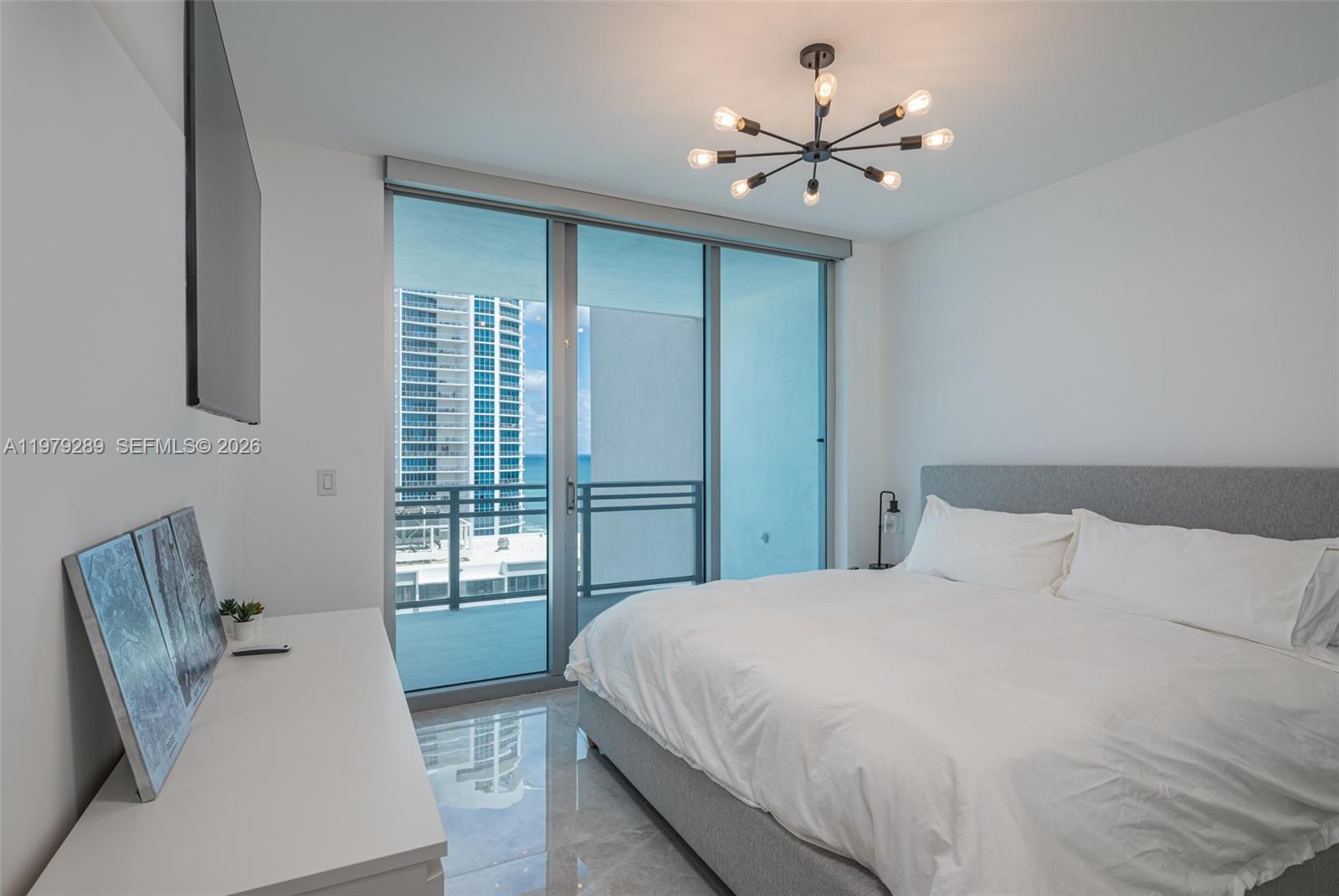 Photo of 3535 Ocean Dr  #1904, Hollywood, Florida, 33019 - 