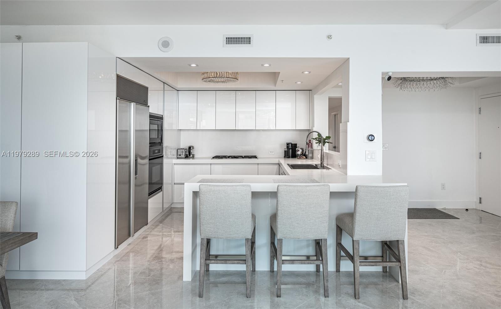 Photo of 3535 Ocean Dr  #1904, Hollywood, Florida, 33019 - 