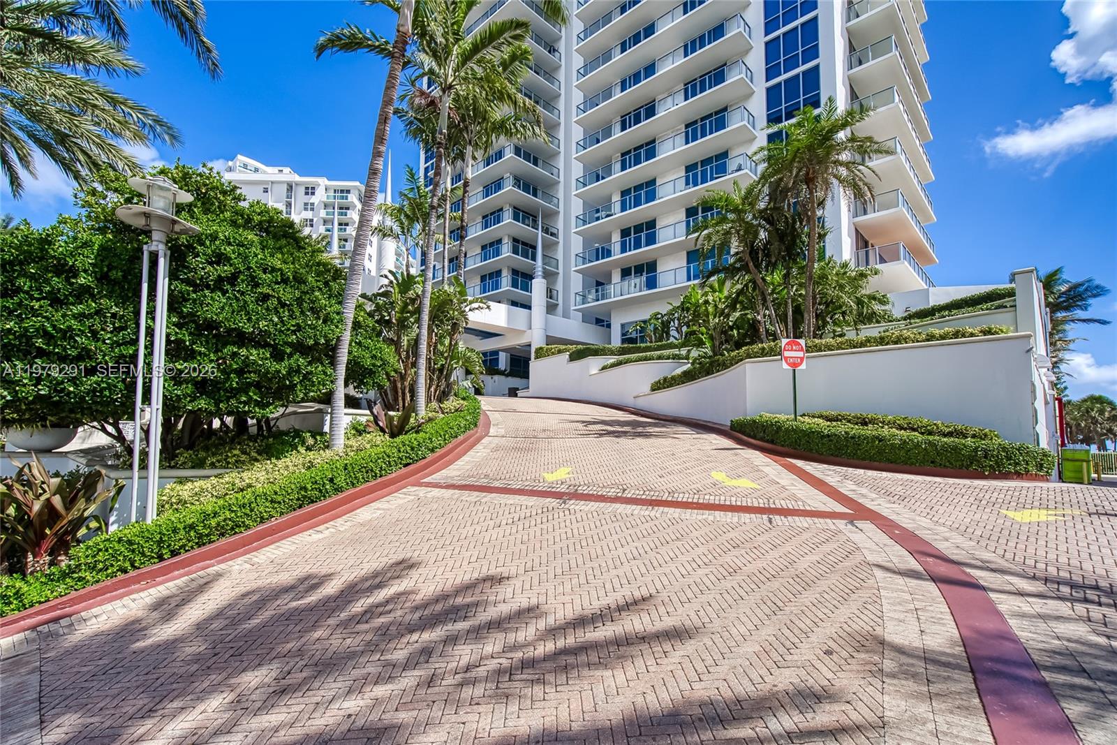 Photo of 3101 Ocean Dr  #1206, Hollywood, Florida, 33019 - 