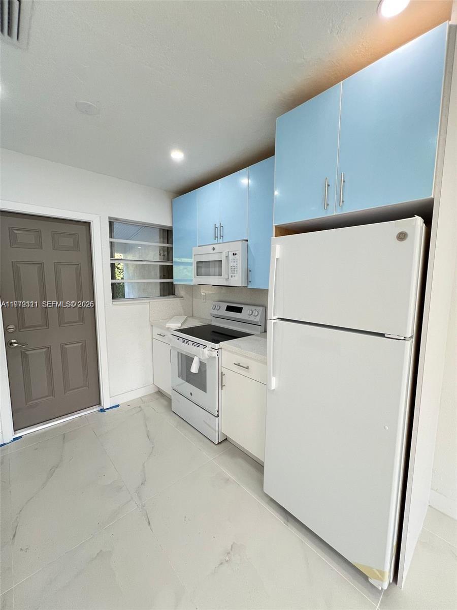   /  1560 кв.футов $ 2026-03-10 0 Фото