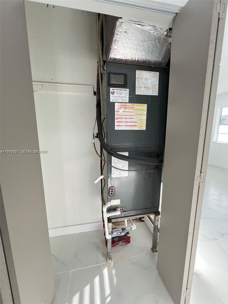   /  1560 кв.футов $ 2026-03-10 0 Фото