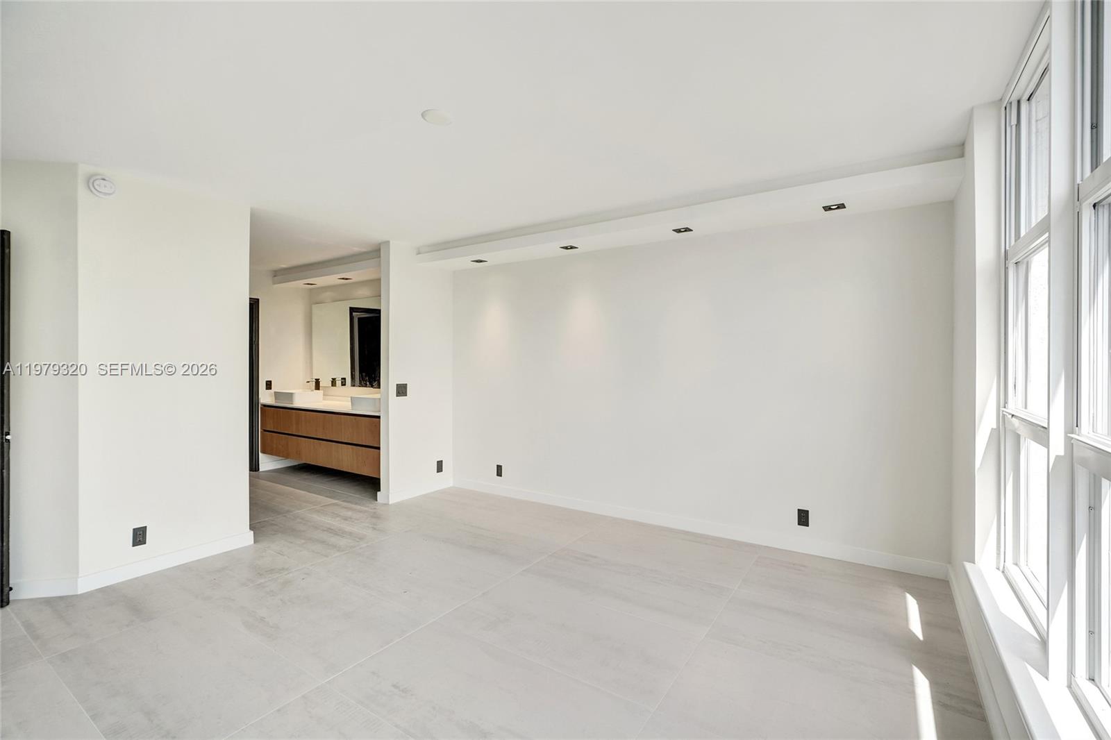 Photo of 3530 Mystic Pointe Dr  #415, Aventura, Florida, 33180 - 