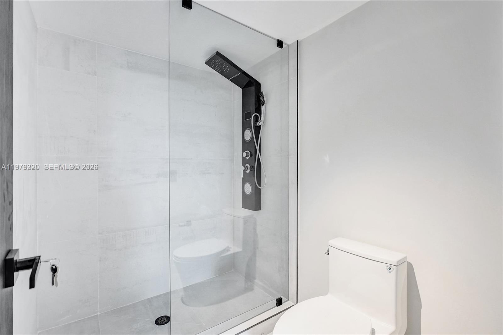 Photo of 3530 Mystic Pointe Dr  #415, Aventura, Florida, 33180 - 