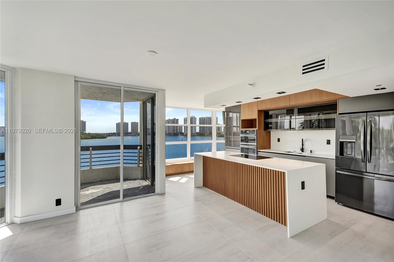 Photo of 3530 Mystic Pointe Dr  #415, Aventura, Florida, 33180 - 