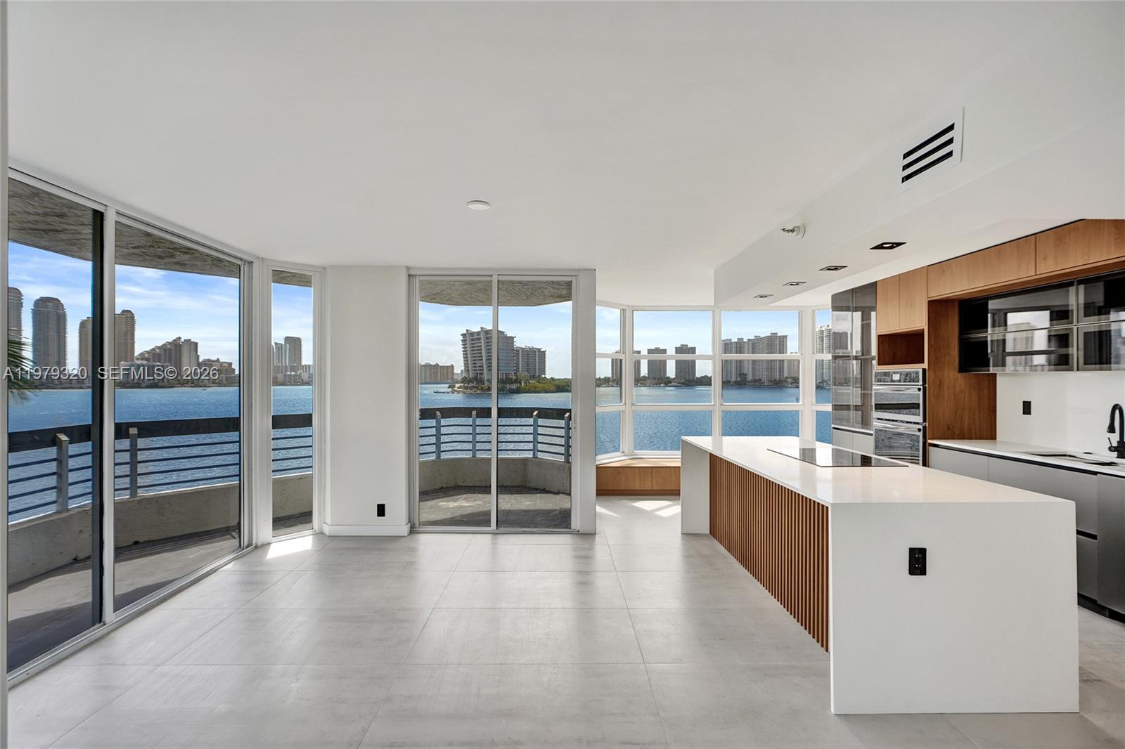 Photo of 3530 Mystic Pointe Dr  #415, Aventura, Florida, 33180 - 