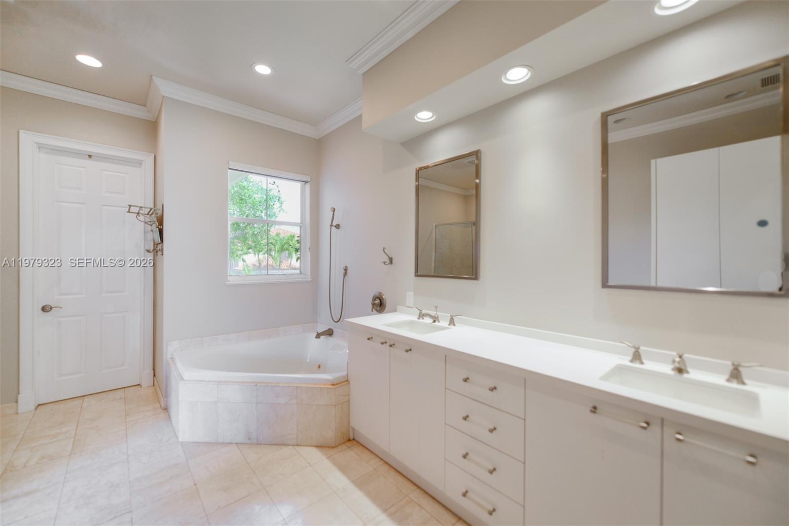 Photo of 1448 Mariner Way  (1448), Hollywood, Florida, 33019 - 