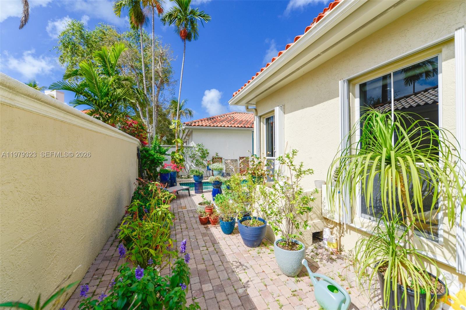 Photo of 1448 Mariner Way  (1448), Hollywood, Florida, 33019 - 