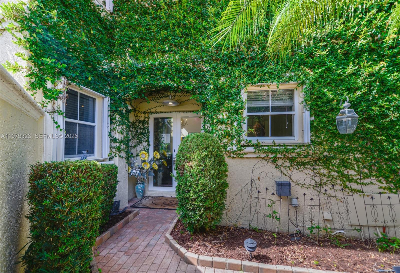 Photo of 1448 Mariner Way  (1448), Hollywood, Florida, 33019 - 