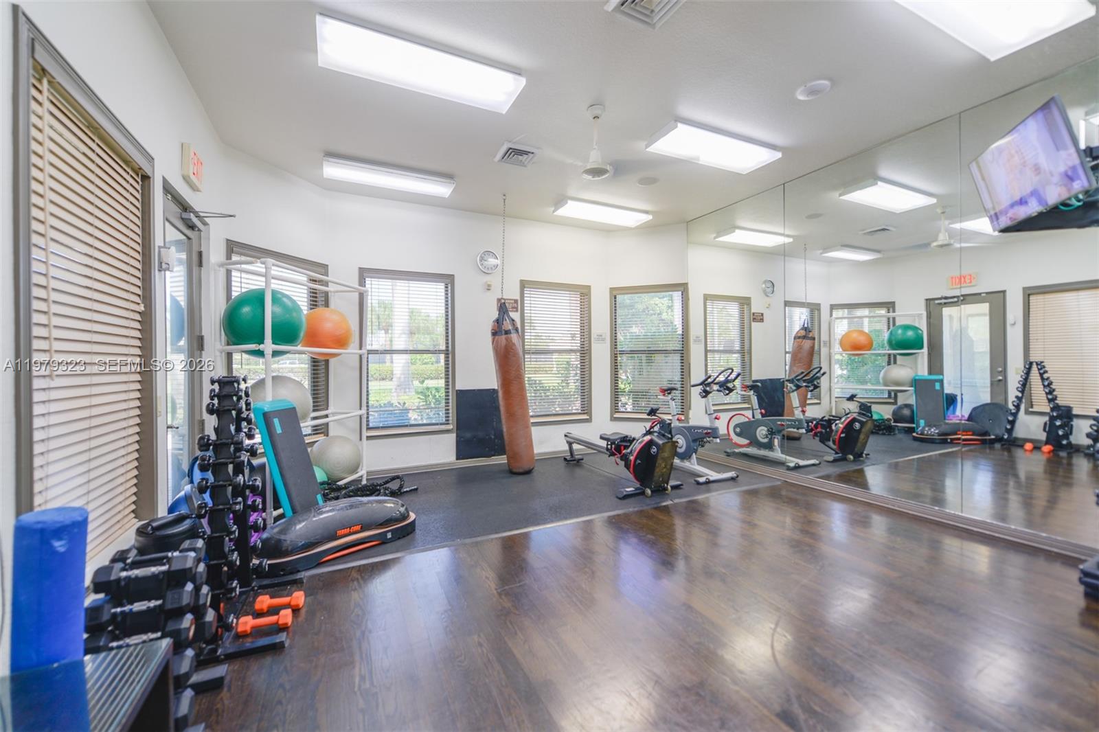 Photo of 1448 Mariner Way  (1448), Hollywood, Florida, 33019 - 