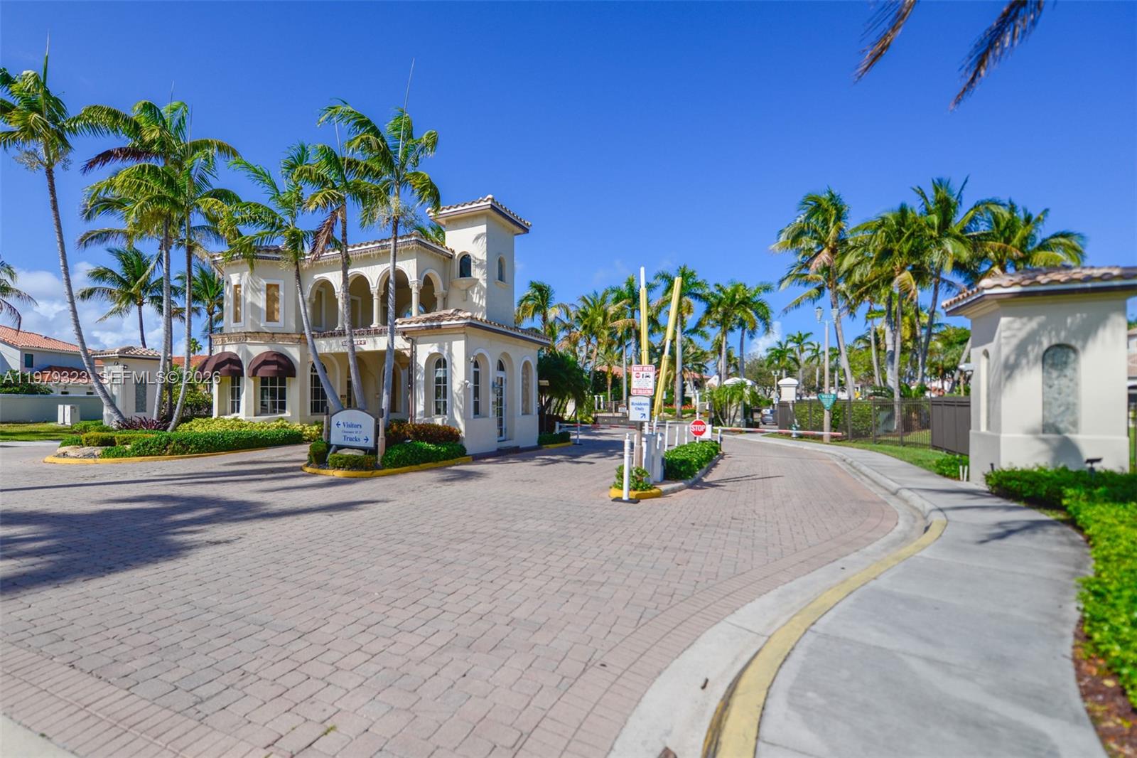 Photo of 1448 Mariner Way  (1448), Hollywood, Florida, 33019 - 