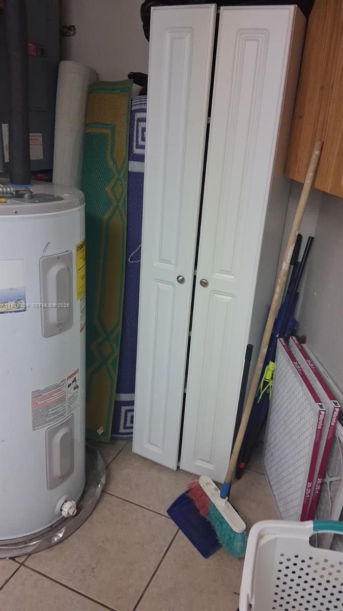 Ver detalles 8016 4 / 2 sq. ft. $ 2026-05-28 0 foto