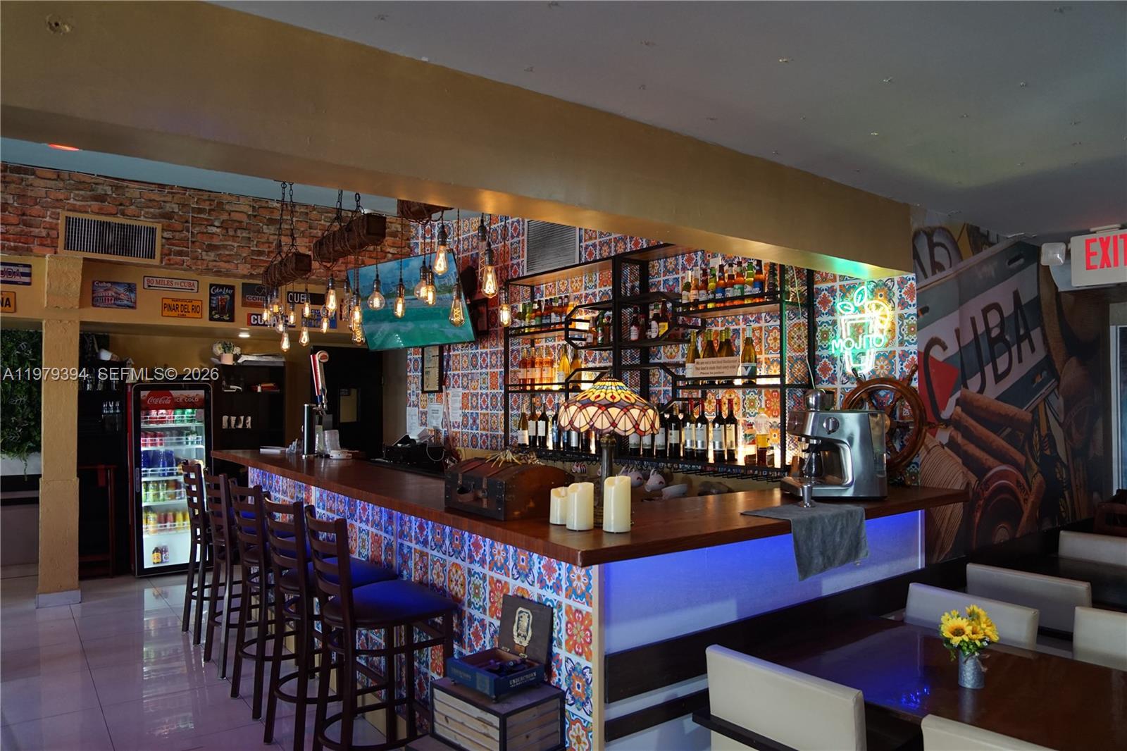   /   кв.футов $ 2026-03-09 0 Фото