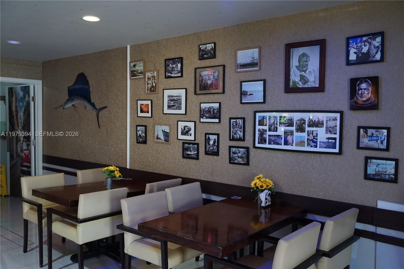   /   кв.футов $ 2026-03-09 0 Фото