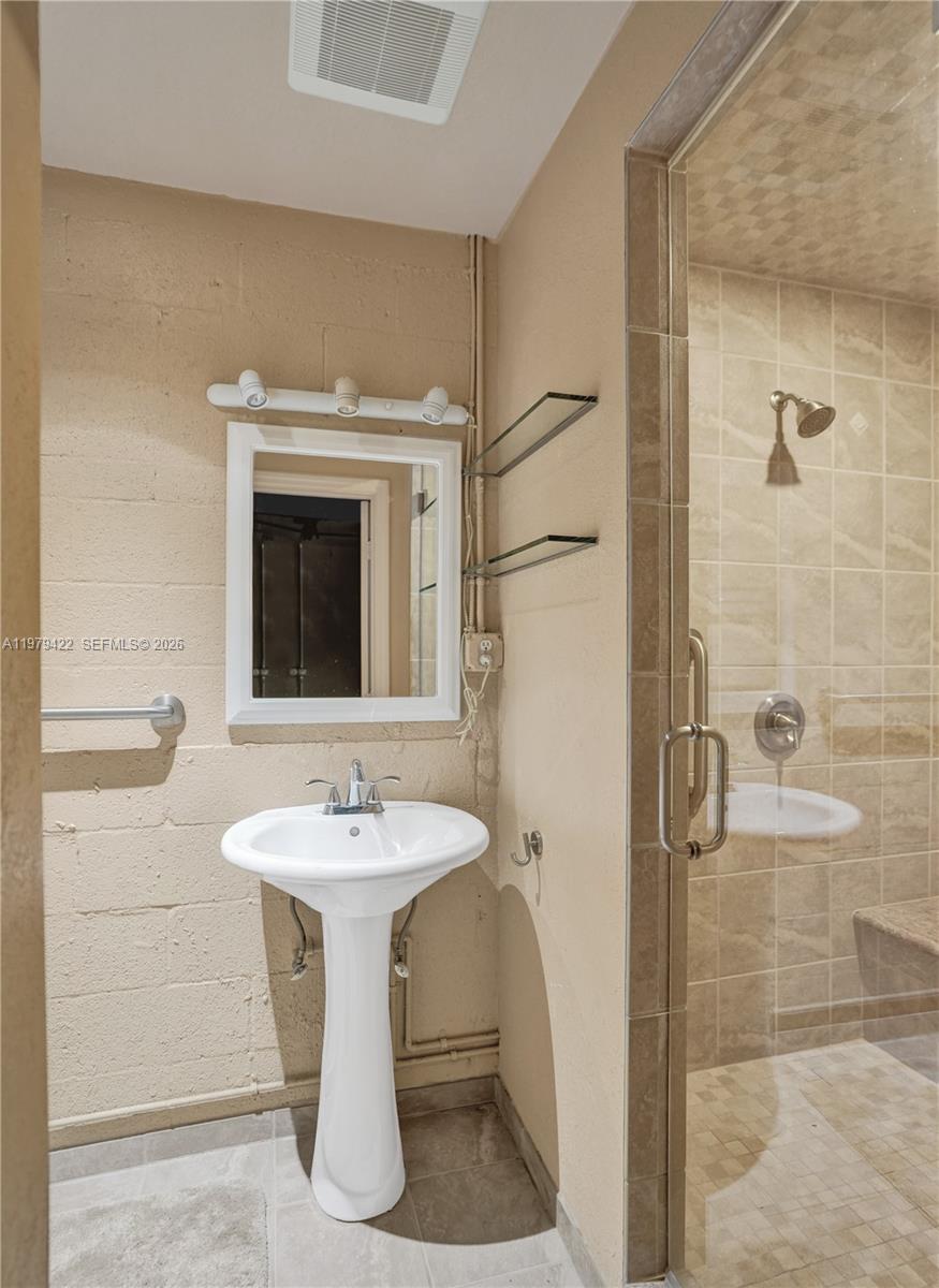   /   sq. ft. $ 2026-03-09 0 Photo