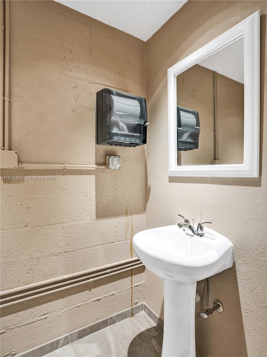   /   sq. ft. $ 2026-03-09 0 Photo