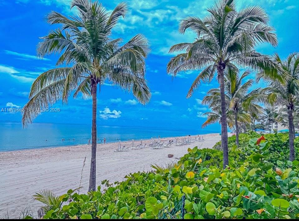 Photo of 2030 Ocean Dr #1614, Hallandale Beach, Florida, 33009 - beachfront location