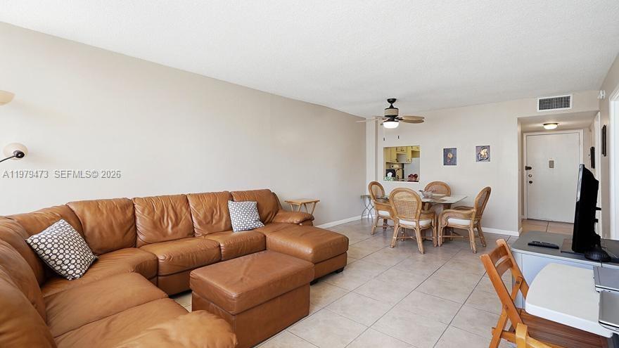 Photo of 1825 Ocean Dr  #811, Hallandale Beach, Florida, 33009 - 