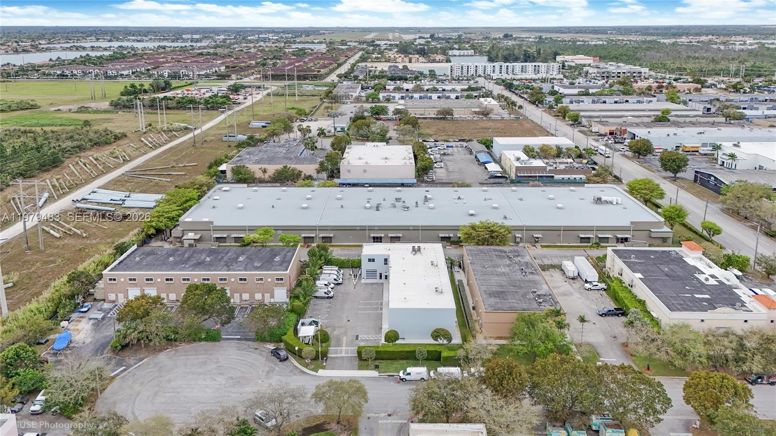   /   sq. ft. $ 2026-03-09 0 foto