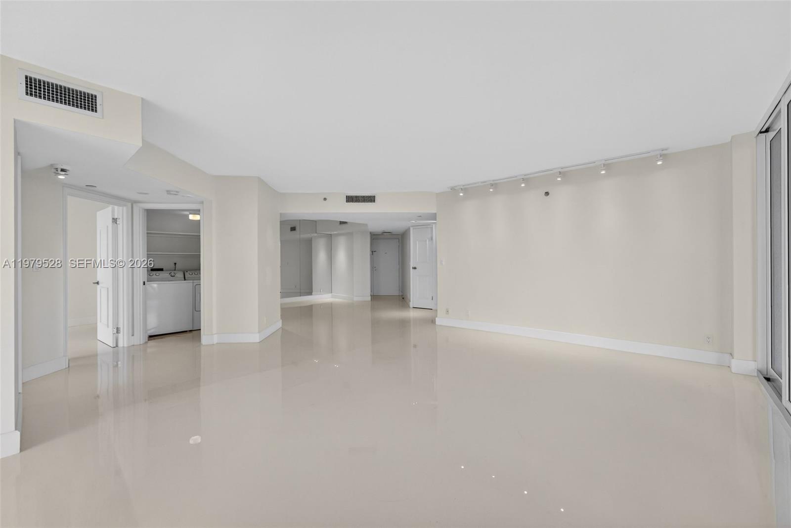 Photo of 3600 Yacht Club Dr  #1802, Aventura, Florida, 33180 - 