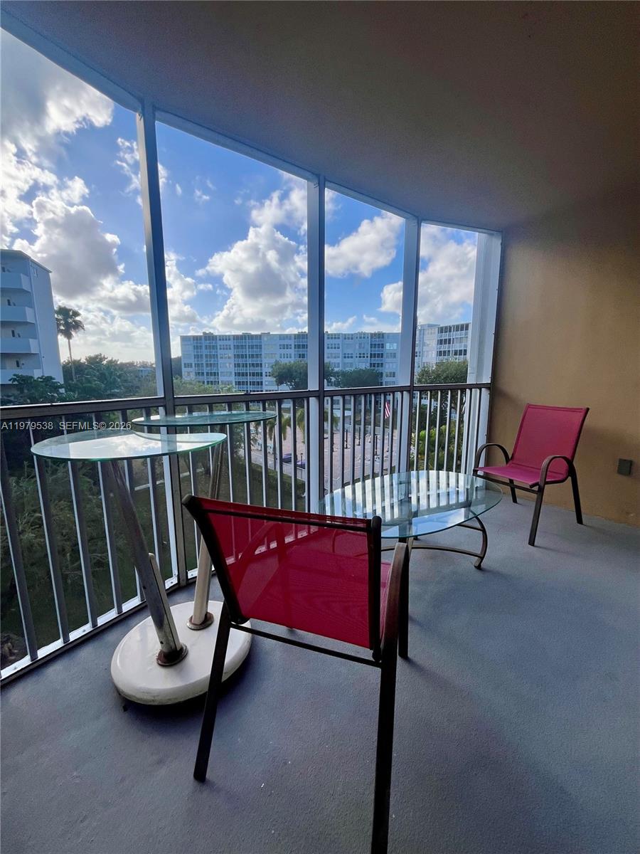 522-3 2 / 2 1036 sq. ft. $ 2026-03-09 0 Photo