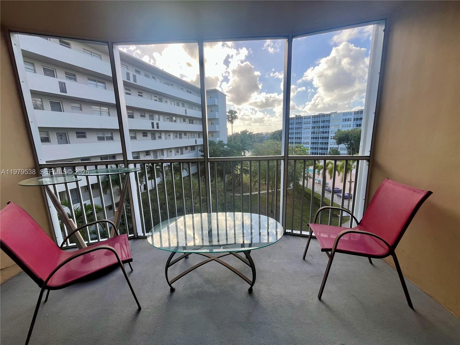 522-3 2 / 2 1036 sq. ft. $ 2026-03-09 0 Photo