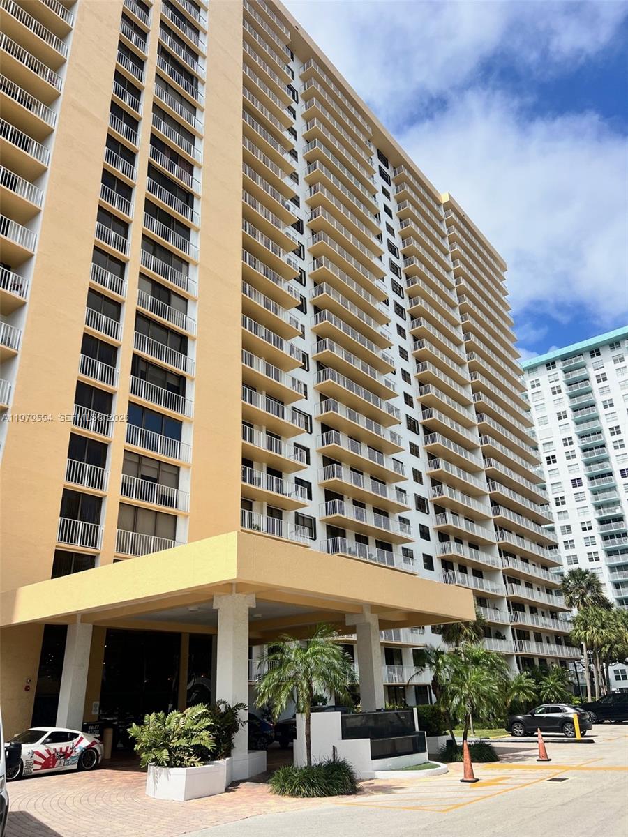 See details 1611 2 / 2 1240 sq. ft. $ 2026-03-09 0 Photo