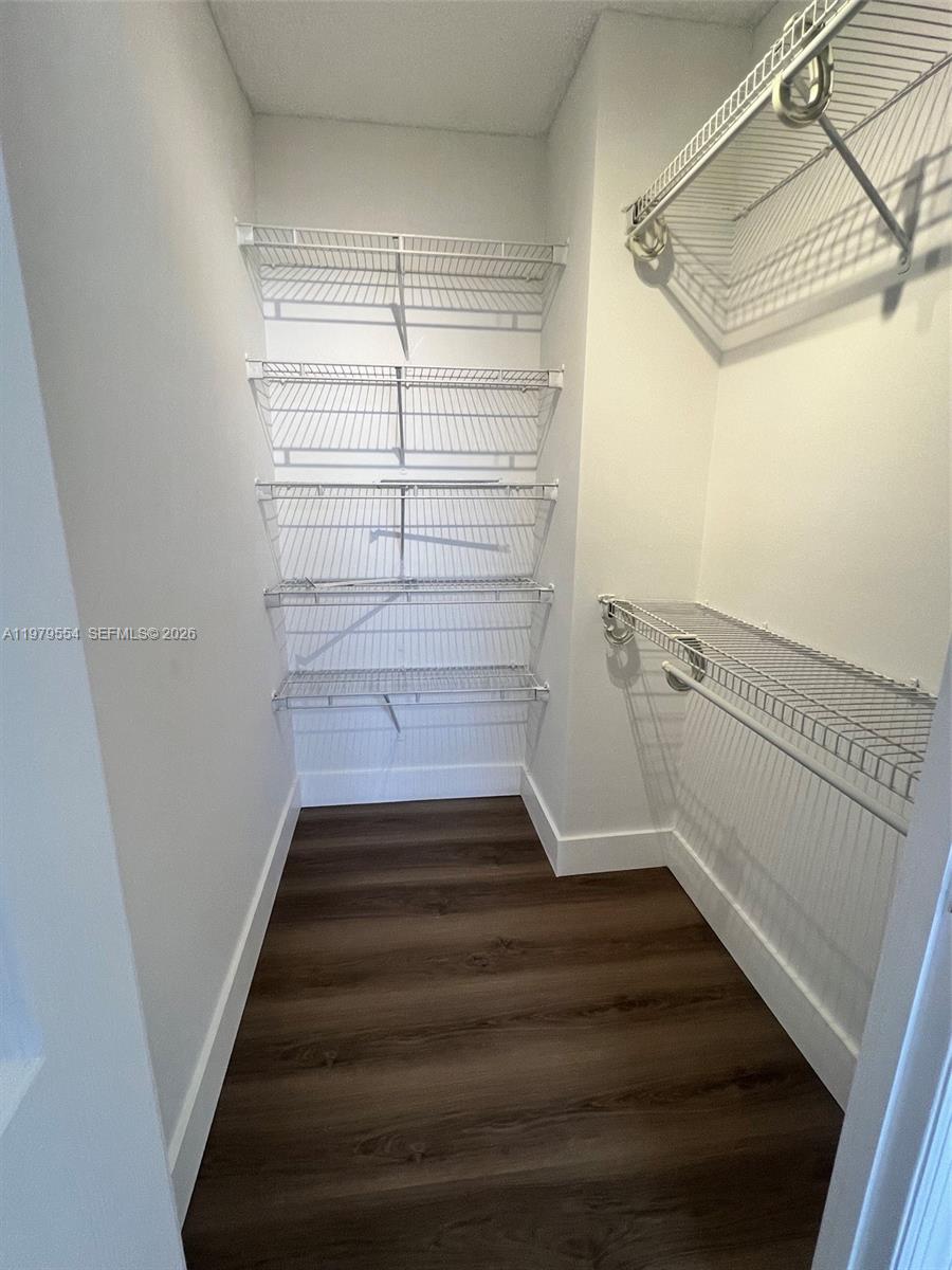See details 1611 2 / 2 1240 sq. ft. $ 2026-07-10 0 Photo