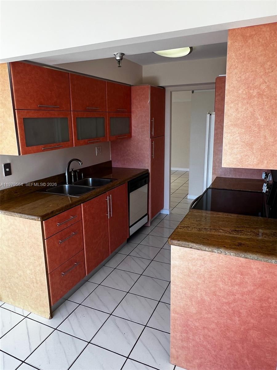 See details 1611 2 / 2 1240 sq. ft. $ 2026-03-09 0 Photo