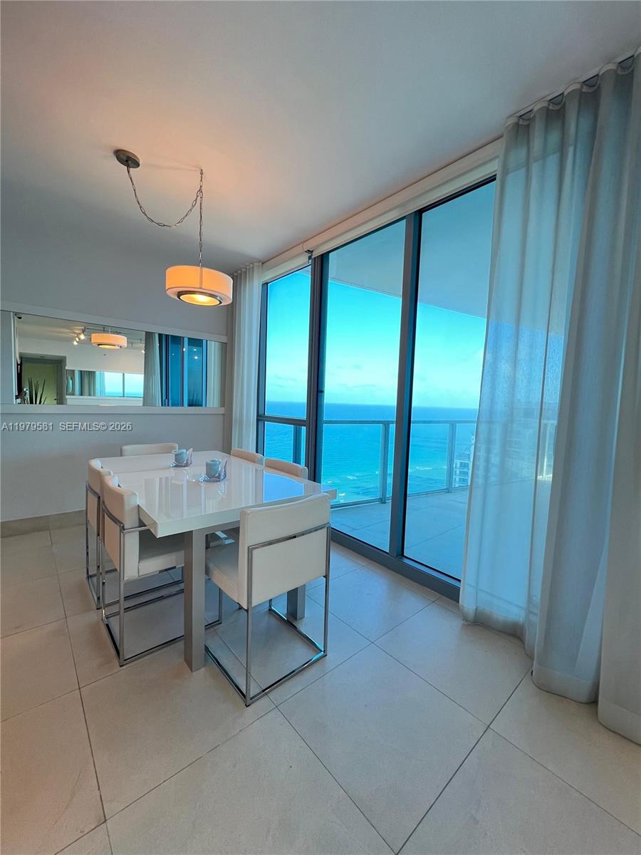 Photo of 3101 Ocean Dr  #3102, Hollywood, Florida, 33019 - 