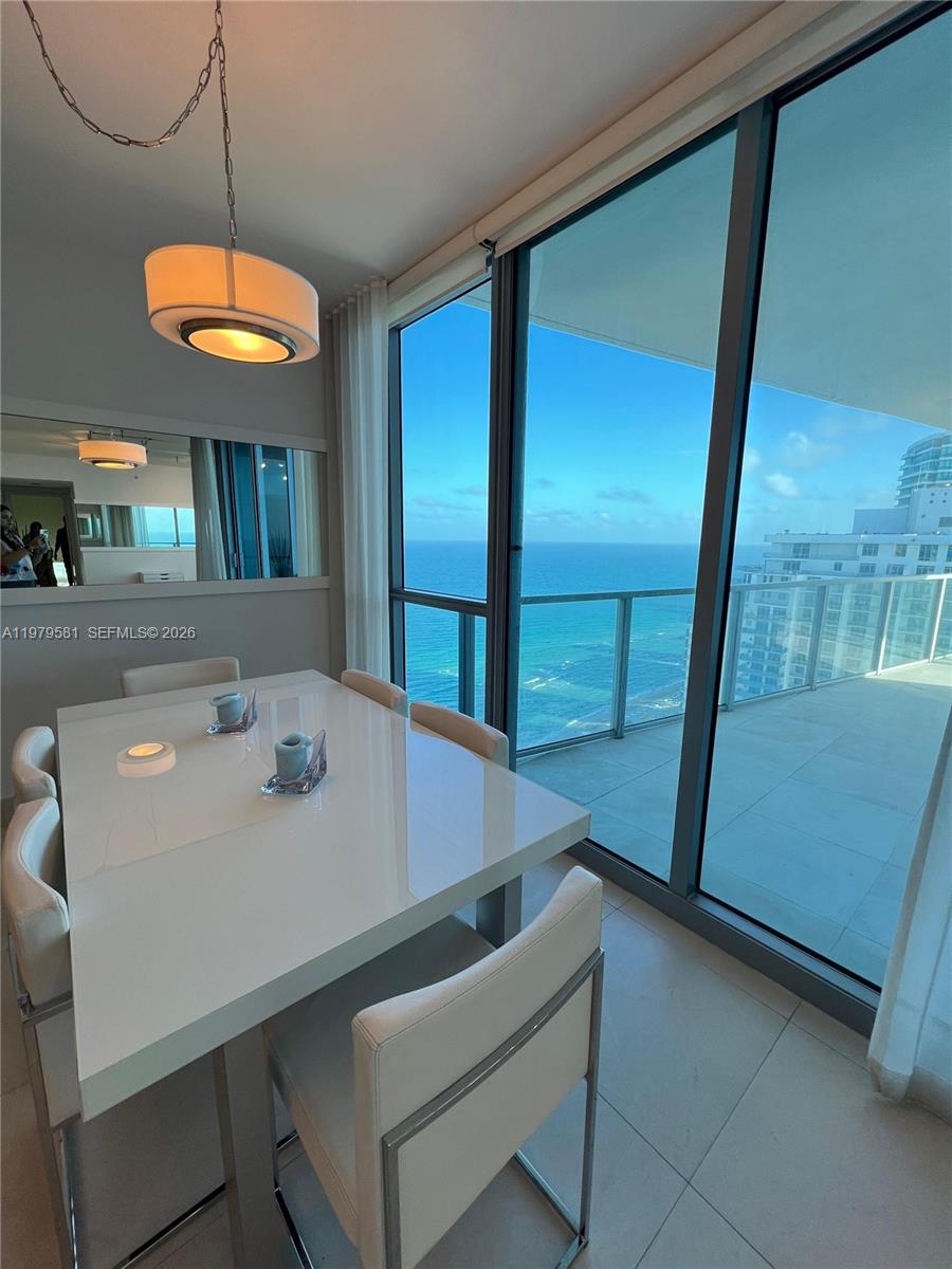 Photo of 3101 Ocean Dr  #3102, Hollywood, Florida, 33019 - 