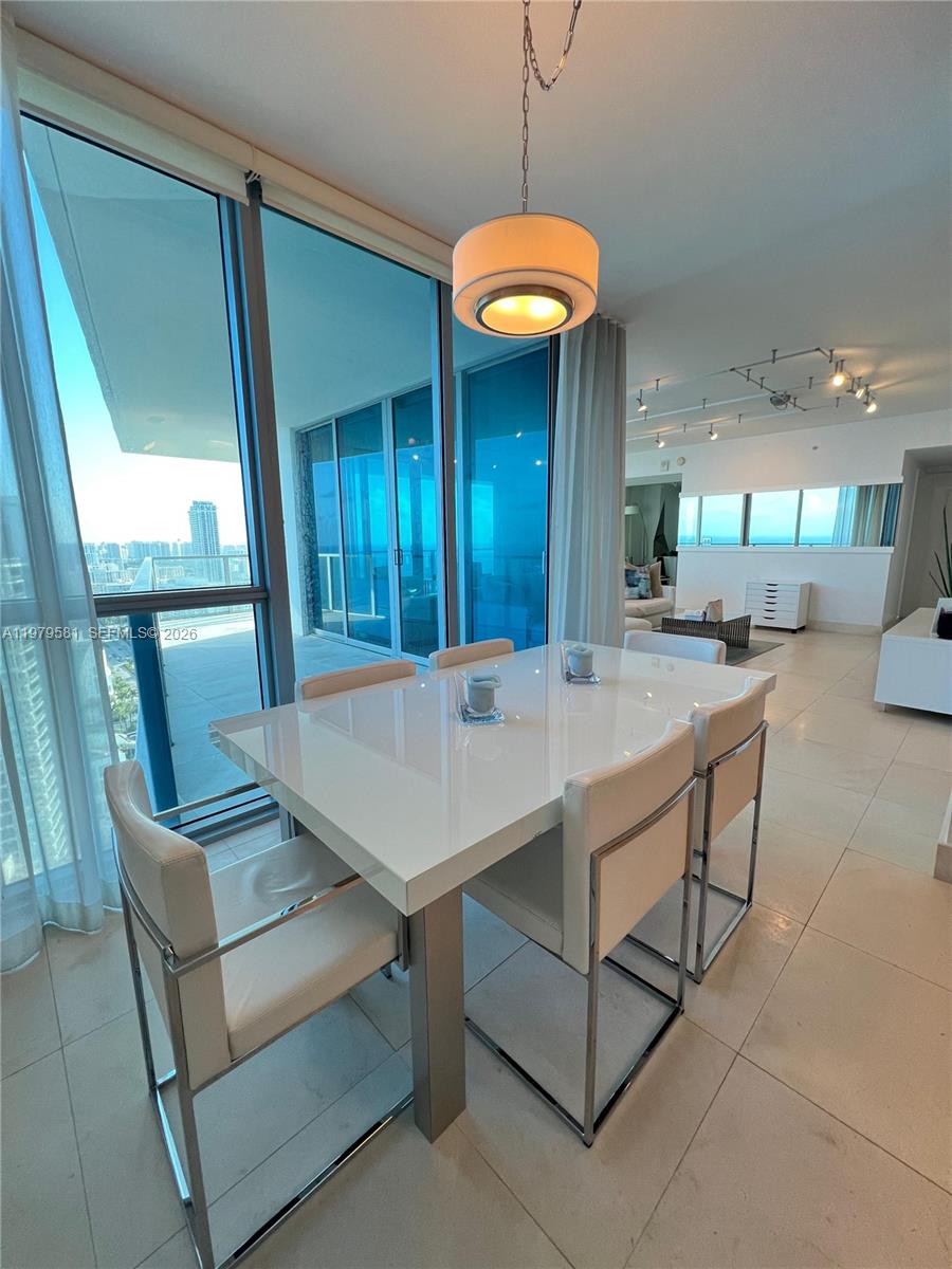 Photo of 3101 Ocean Dr  #3102, Hollywood, Florida, 33019 - 