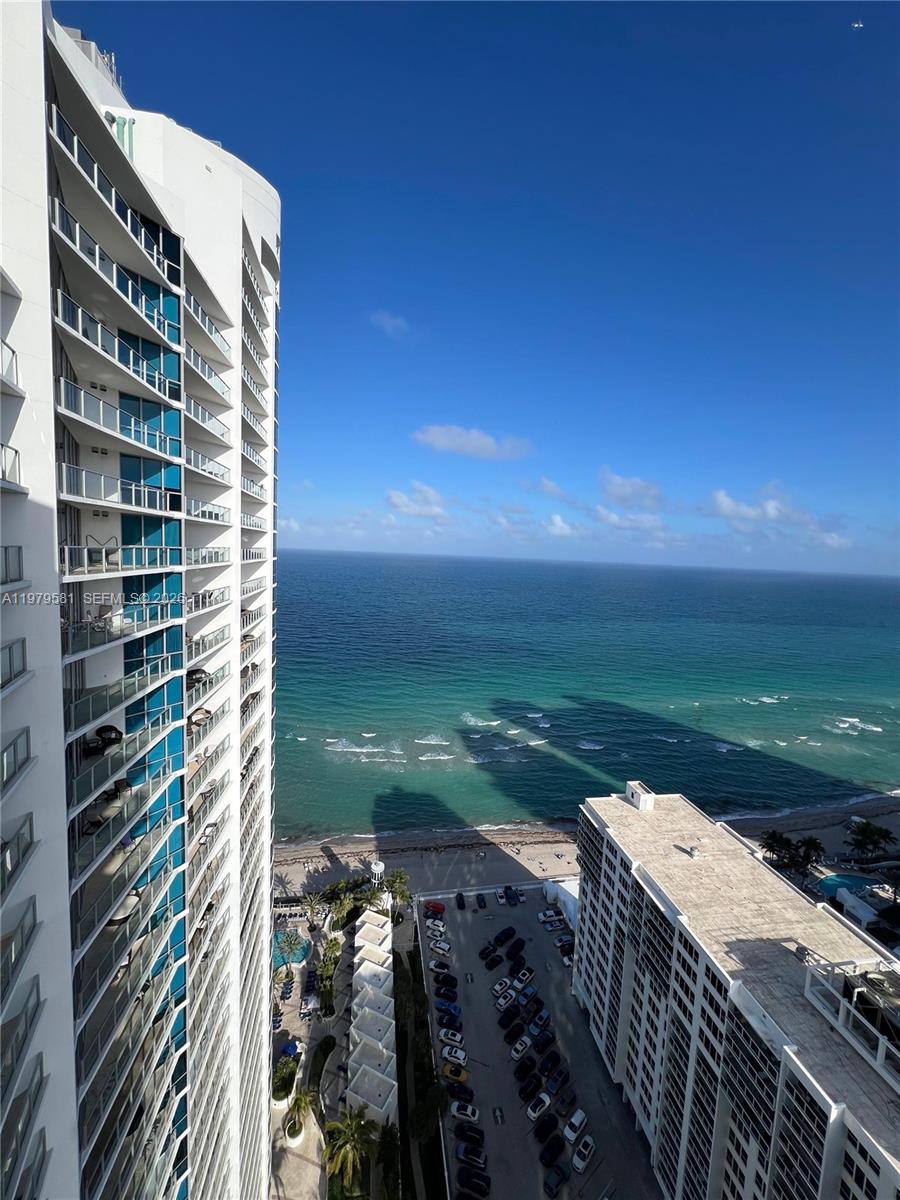 Photo of 3101 Ocean Dr  #3102, Hollywood, Florida, 33019 - 