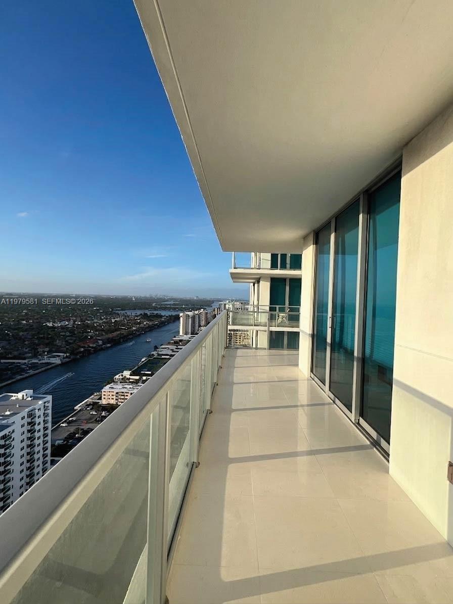 Photo of 3101 Ocean Dr  #3102, Hollywood, Florida, 33019 - 