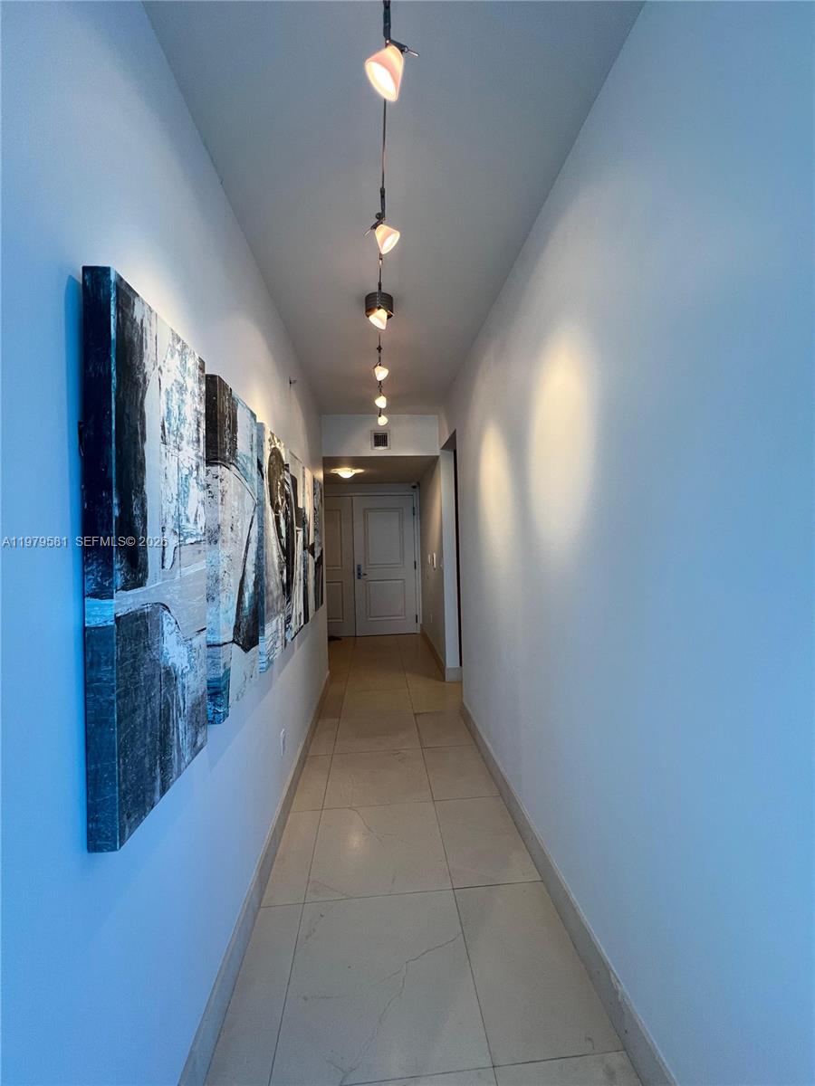 Photo of 3101 Ocean Dr  #3102, Hollywood, Florida, 33019 - 