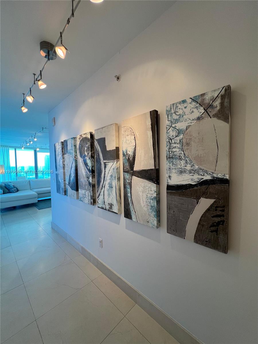 Photo of 3101 Ocean Dr  #3102, Hollywood, Florida, 33019 - 