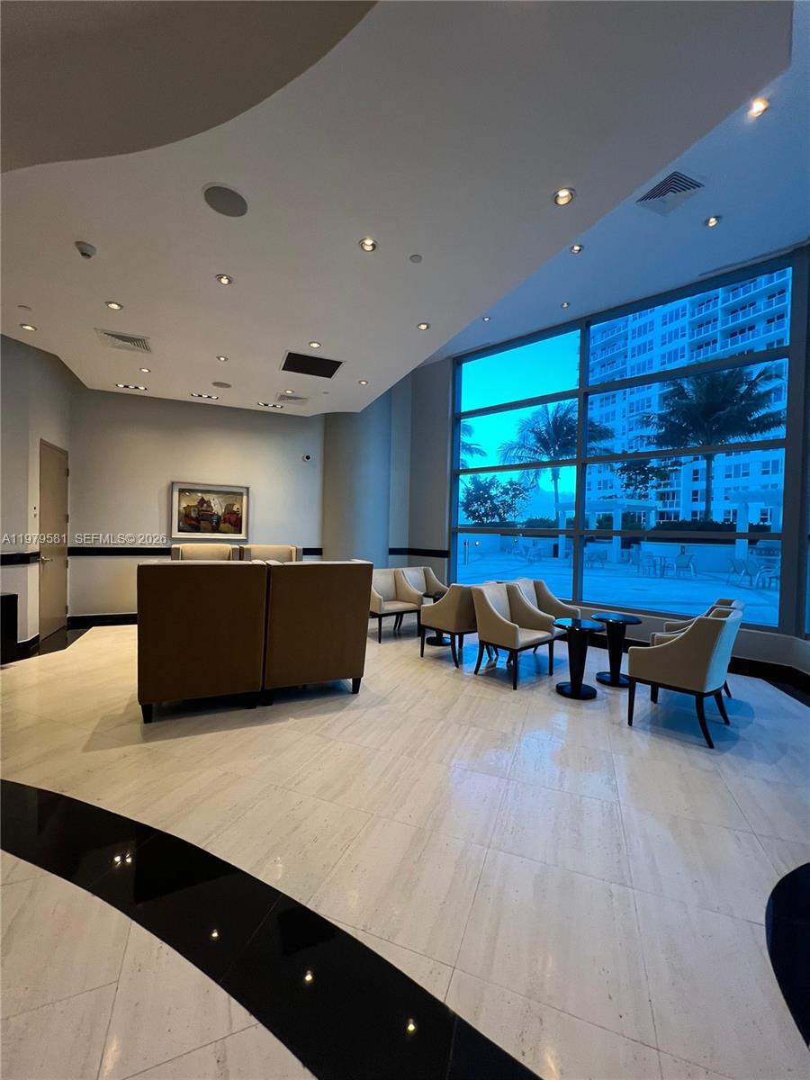 Photo of 3101 Ocean Dr  #3102, Hollywood, Florida, 33019 - 