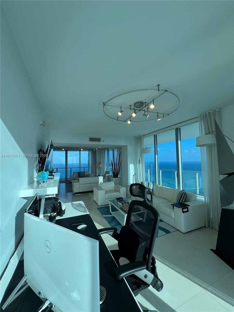 Photo of 3101 Ocean Dr  #3102, Hollywood, Florida, 33019 - 