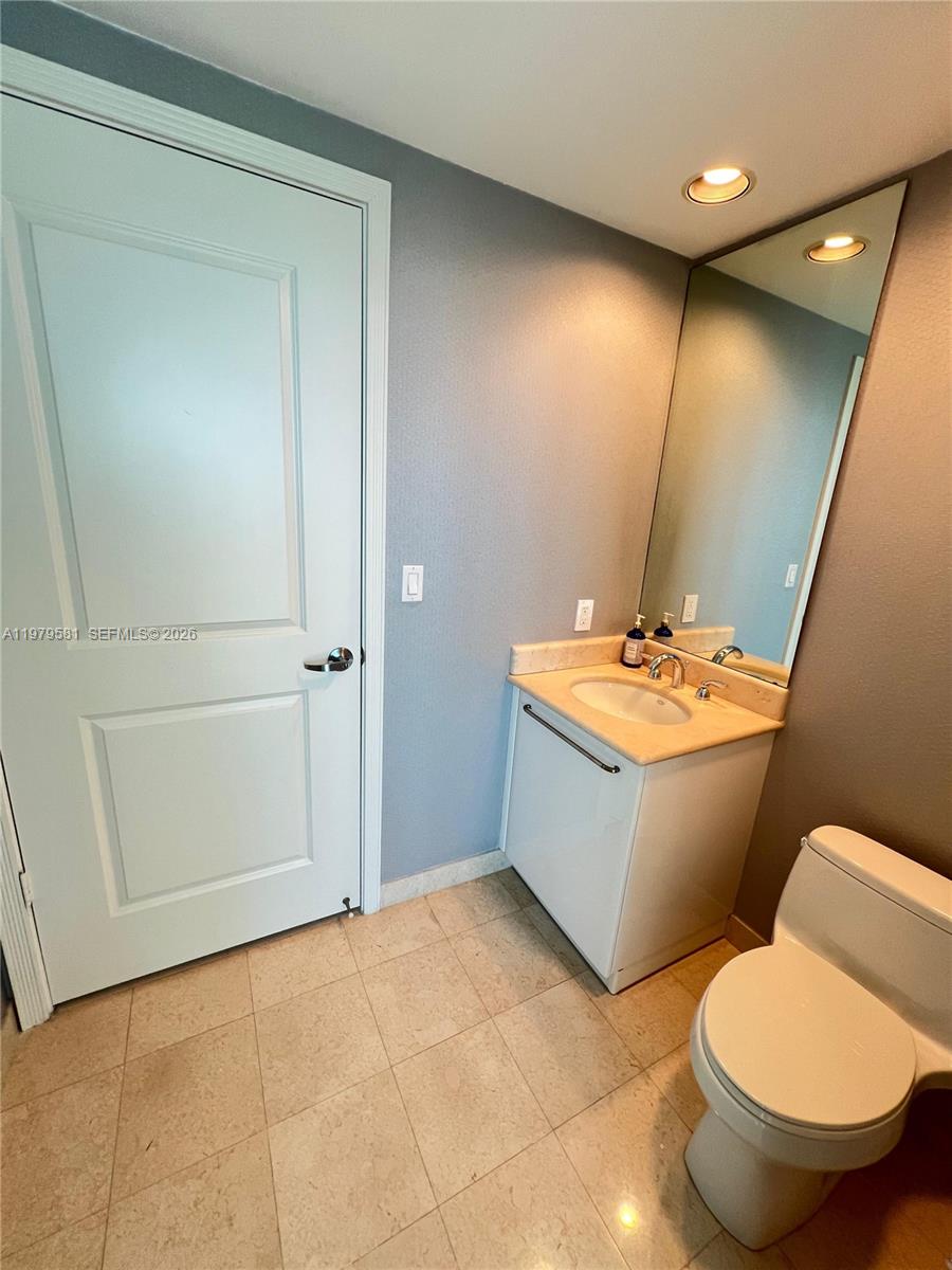 Photo of 3101 Ocean Dr  #3102, Hollywood, Florida, 33019 - 